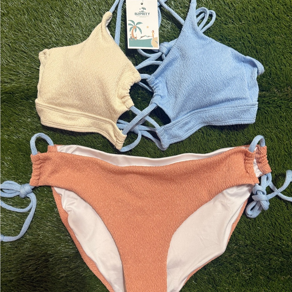 B2PRITY Colorful Bikini Swimsuit Set. New with Tags and protector